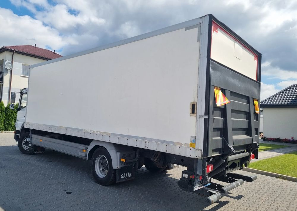 Mercedes-Benz Atego 1224 - Camion frigider: Foto 4 Mercedes-Benz Atego 1224 - Camion frigider: Foto 4