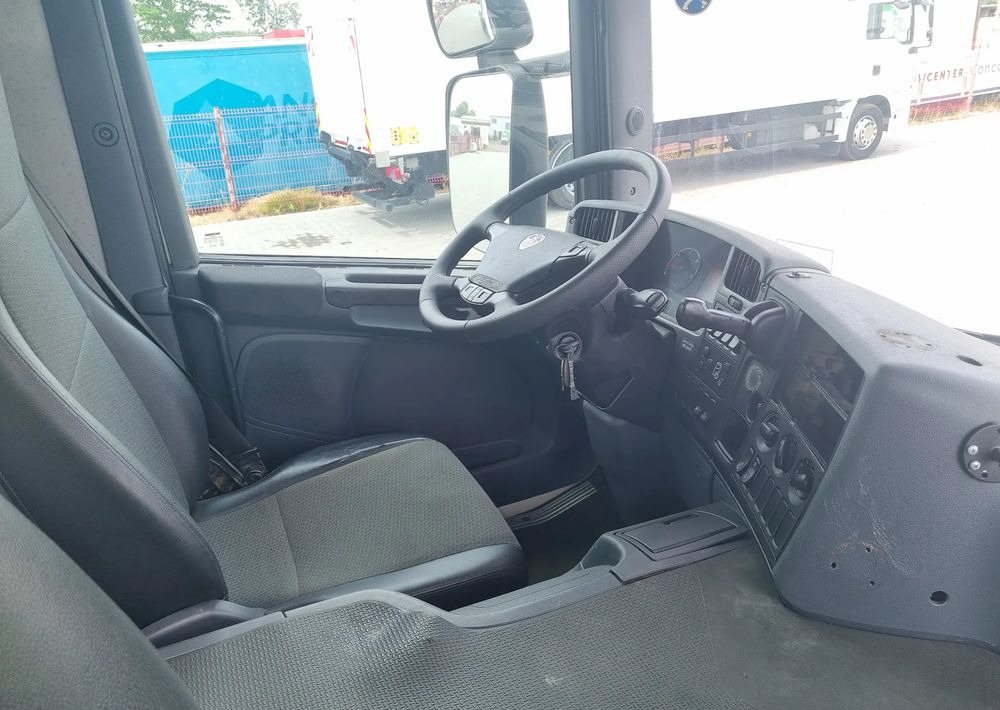 Scania P280 - Autogunoiere: Foto 5 Scania P280 - Autogunoiere: Foto 5