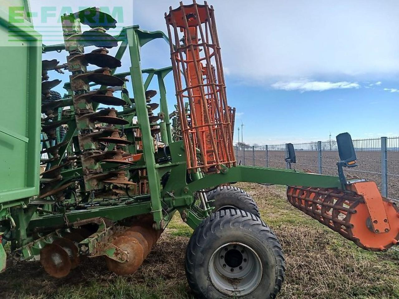 Amazone catros 7003-2tx - Grapă cu discuri: Foto 5 Amazone catros 7003-2tx - Grapă cu discuri: Foto 5