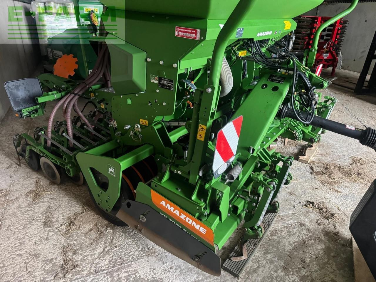 Amazone centaya - Semănătoare combinată: Foto 1 Amazone centaya - Semănătoare combinată: Foto 1