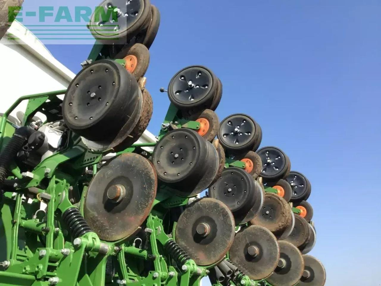 Amazone precea 9000 tcc - Semănătoare de precizie: Foto 4 Amazone precea 9000 tcc - Semănătoare de precizie: Foto 4