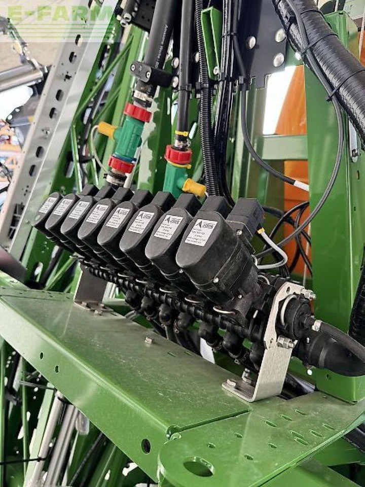 Amazone ug 3000 super - Maşină de erbicidat tractata: Foto 4 Amazone ug 3000 super - Maşină de erbicidat tractata: Foto 4