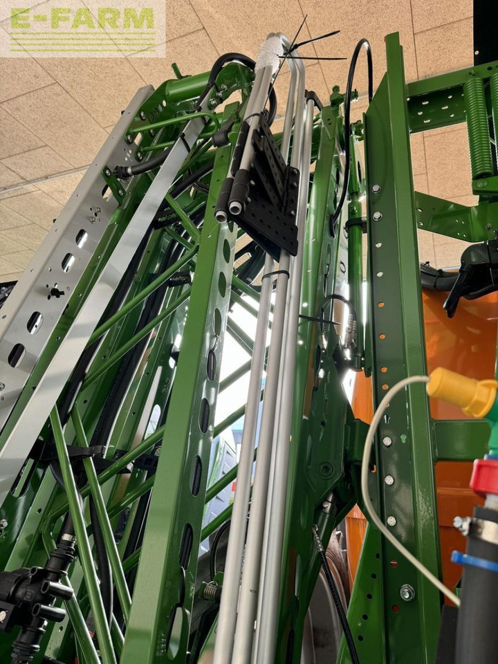 Amazone ug 3000 super - Maşină de erbicidat tractata: Foto 5 Amazone ug 3000 super - Maşină de erbicidat tractata: Foto 5