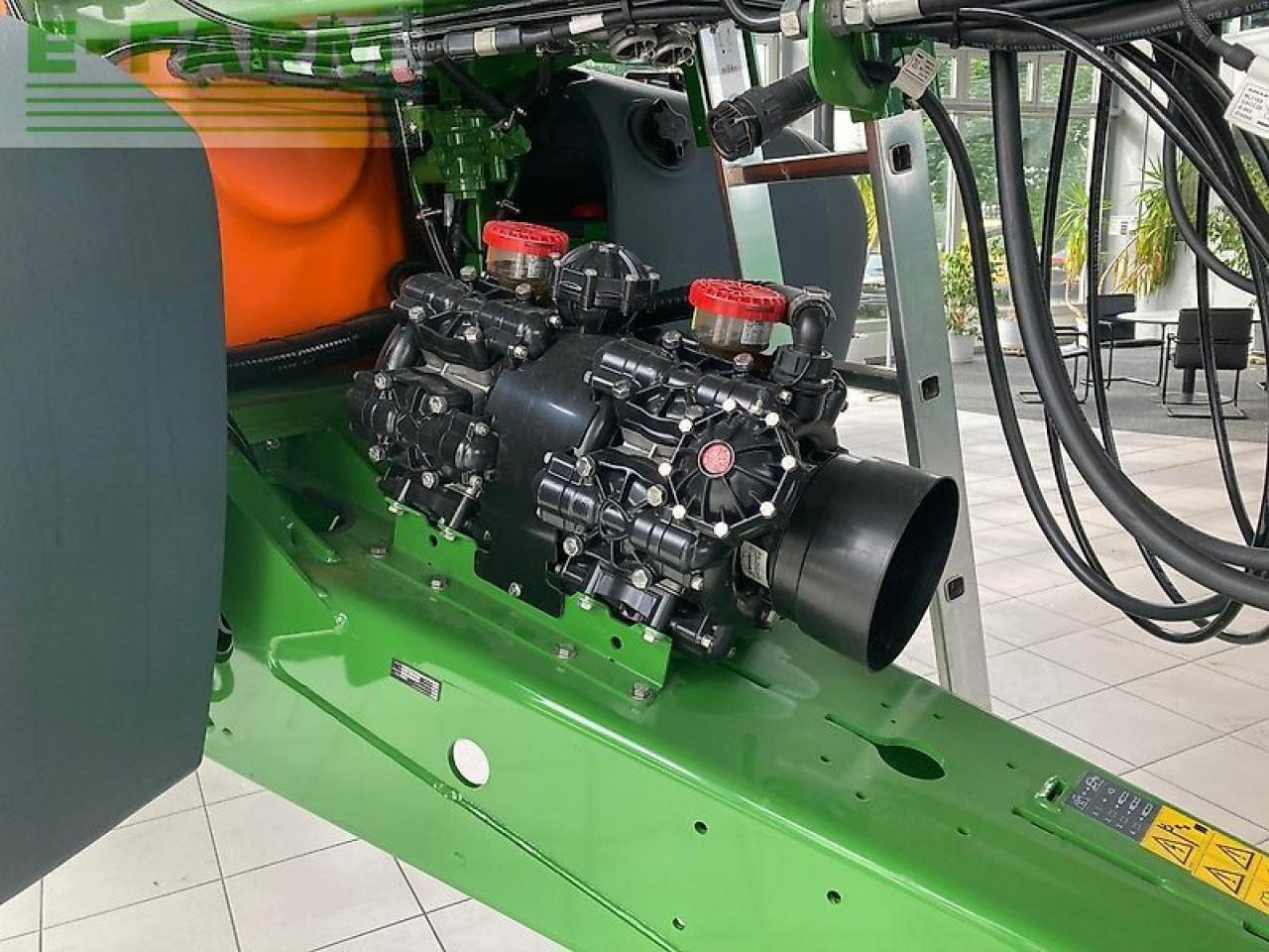 Amazone ux 6201 super - Maşină de erbicidat tractata: Foto 5 Amazone ux 6201 super - Maşină de erbicidat tractata: Foto 5