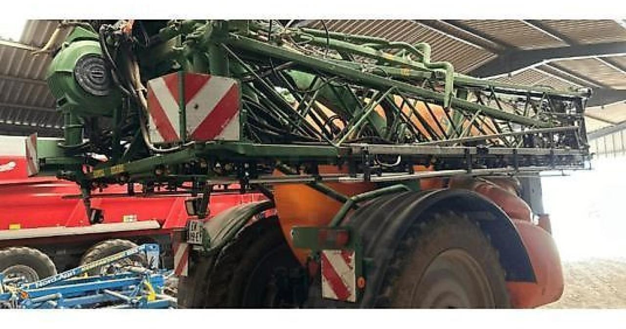 Amazone ux5200 - Maşină de erbicidat tractata: Foto 5 Amazone ux5200 - Maşină de erbicidat tractata: Foto 5