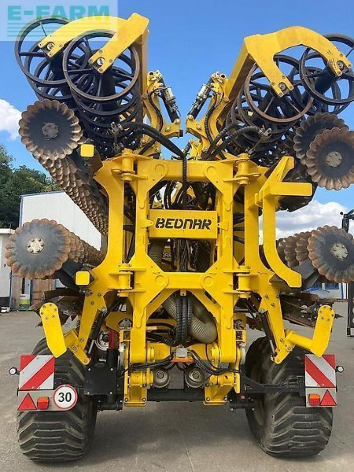 Bednar xe 12400 profi +alfa 800 - Grapă cu discuri: Foto 5 Bednar xe 12400 profi +alfa 800 - Grapă cu discuri: Foto 5