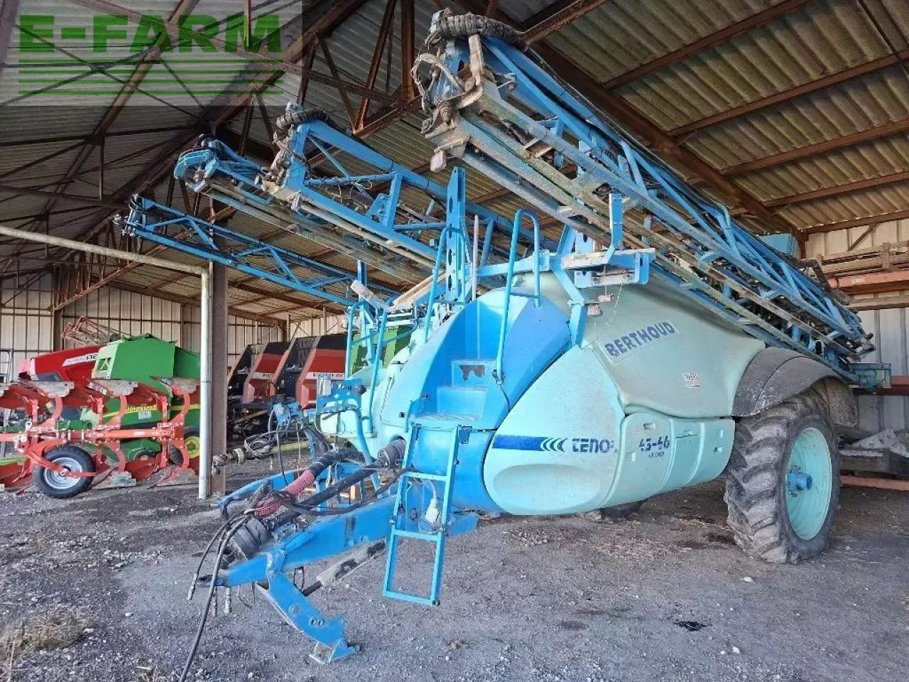 Berthoud tenor 4346 - Maşină de erbicidat tractata: Foto 3 Berthoud tenor 4346 - Maşină de erbicidat tractata: Foto 3