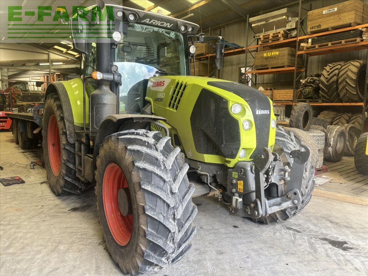 CLAAS ARION 650 - Tractor agricol: Foto 2 CLAAS ARION 650 - Tractor agricol: Foto 2