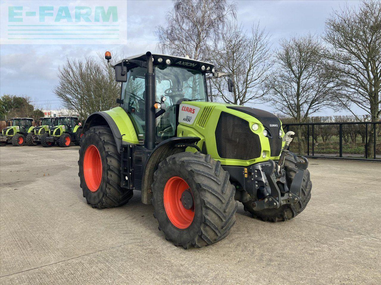 CLAAS AXION 800 - Tractor agricol: Foto 3 CLAAS AXION 800 - Tractor agricol: Foto 3
