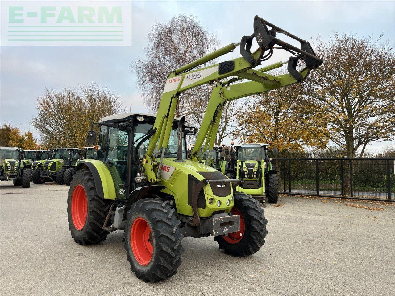 CLAAS AXOS 330 - Tractor agricol: Foto 3 CLAAS AXOS 330 - Tractor agricol: Foto 3
