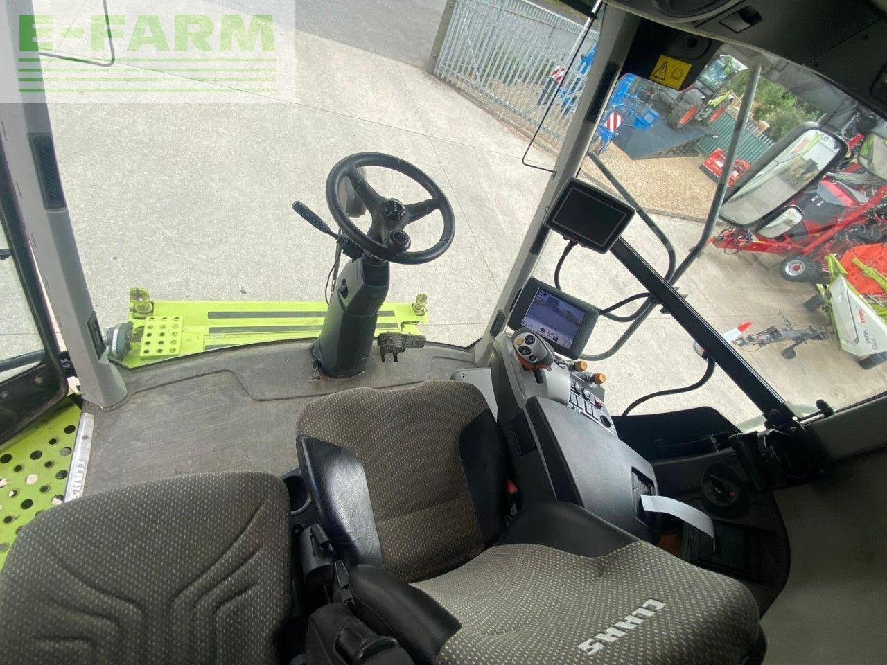 CLAAS LEXION 750 TT - Combină de recoltat cereale: Foto 5 CLAAS LEXION 750 TT - Combină de recoltat cereale: Foto 5