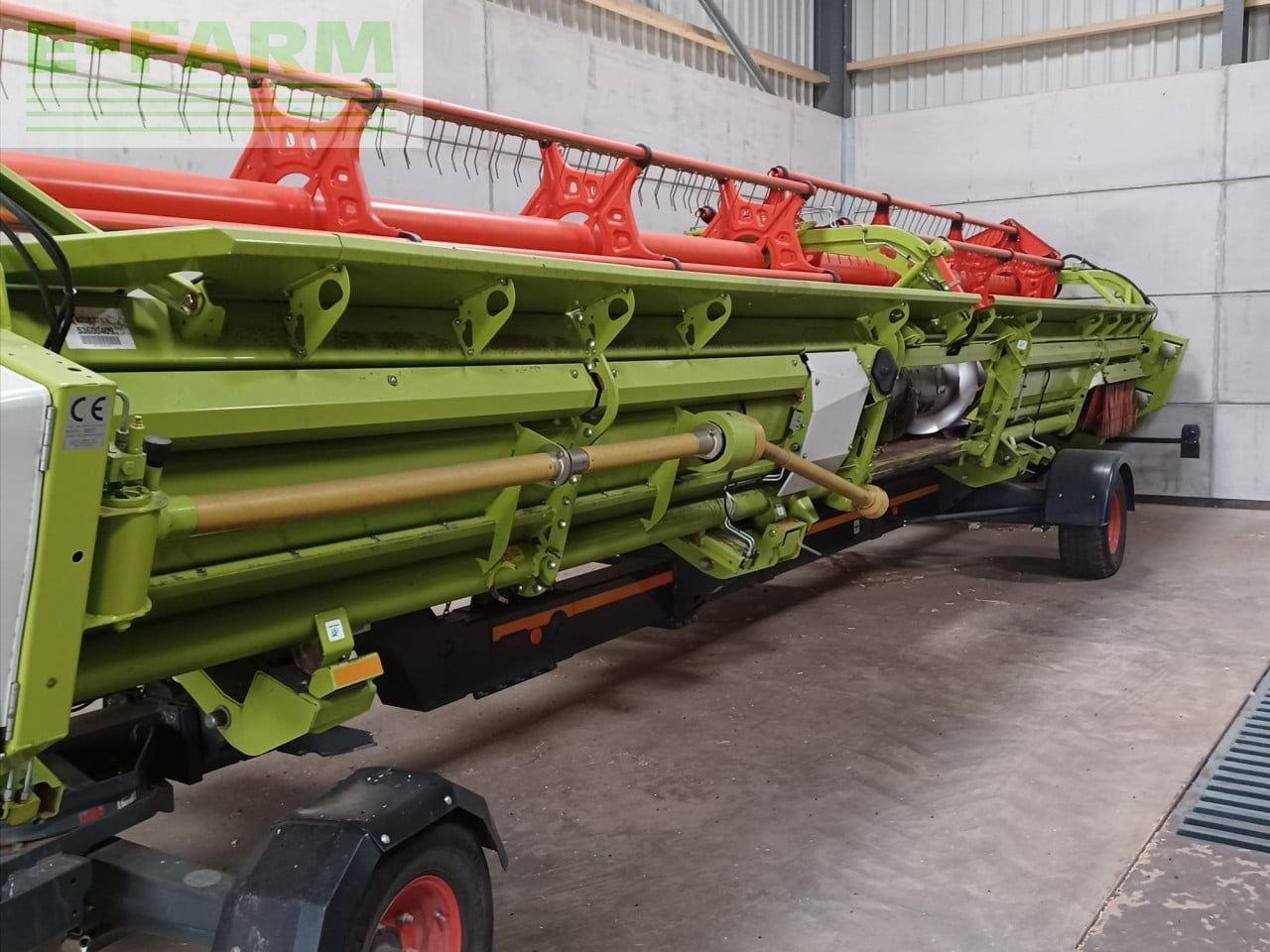 CLAAS LEXION 770 TT - Combină de recoltat cereale: Foto 4 CLAAS LEXION 770 TT - Combină de recoltat cereale: Foto 4