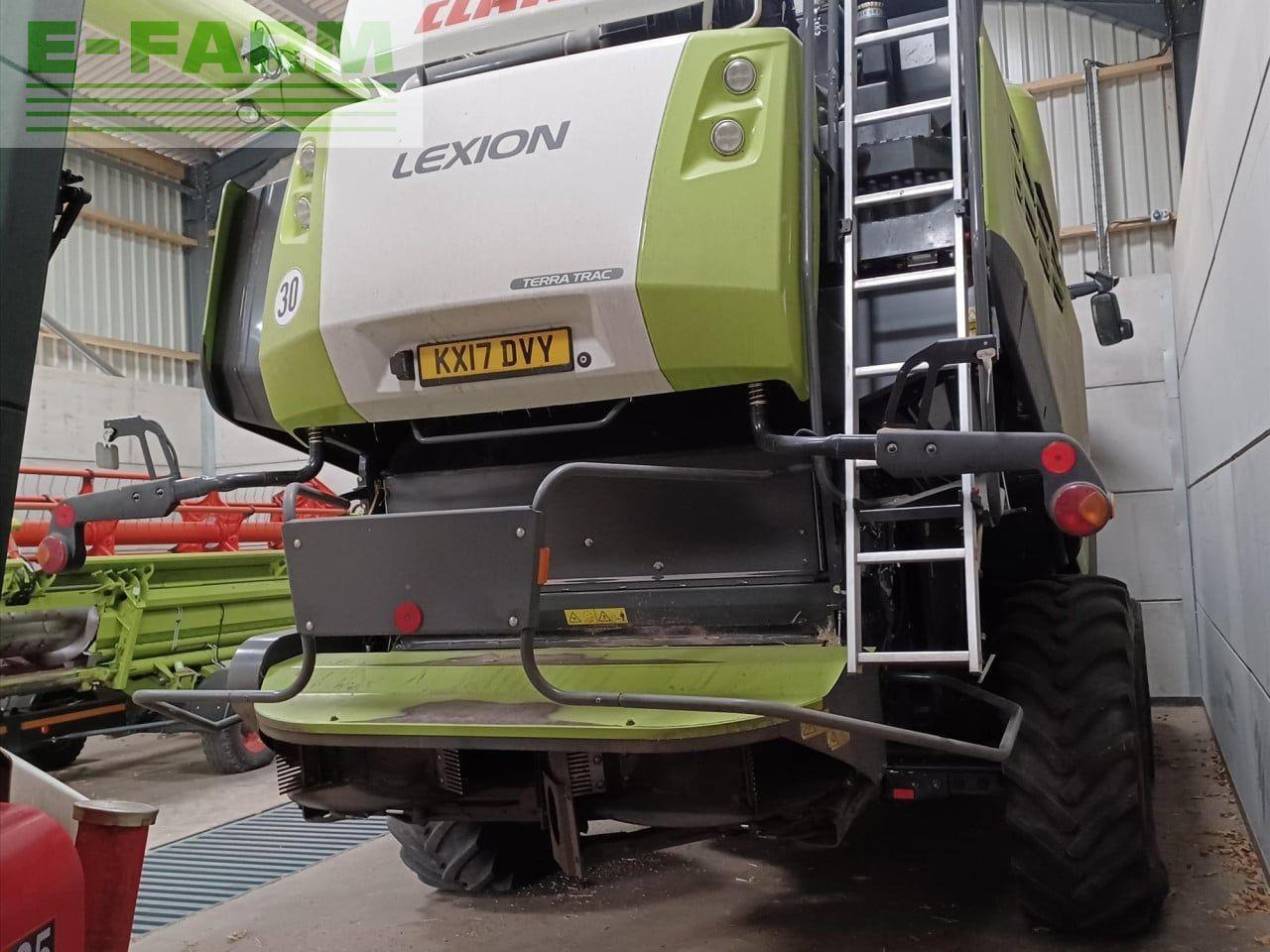 CLAAS LEXION 770 TT - Combină de recoltat cereale: Foto 2 CLAAS LEXION 770 TT - Combină de recoltat cereale: Foto 2