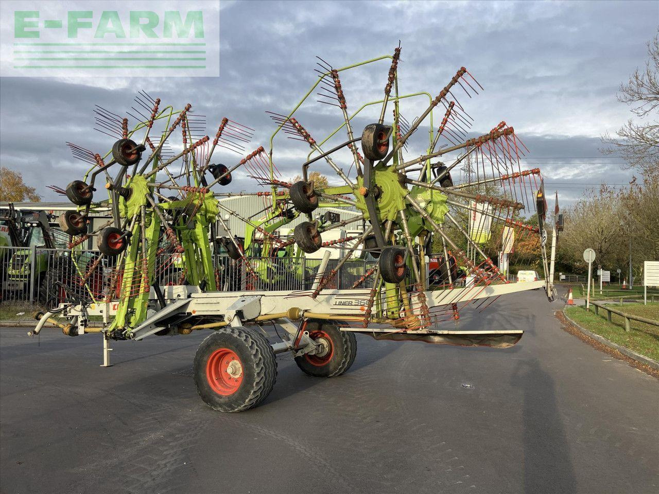 CLAAS LINER 3600 - Maşină de întors fânul: Foto 3 CLAAS LINER 3600 - Maşină de întors fânul: Foto 3