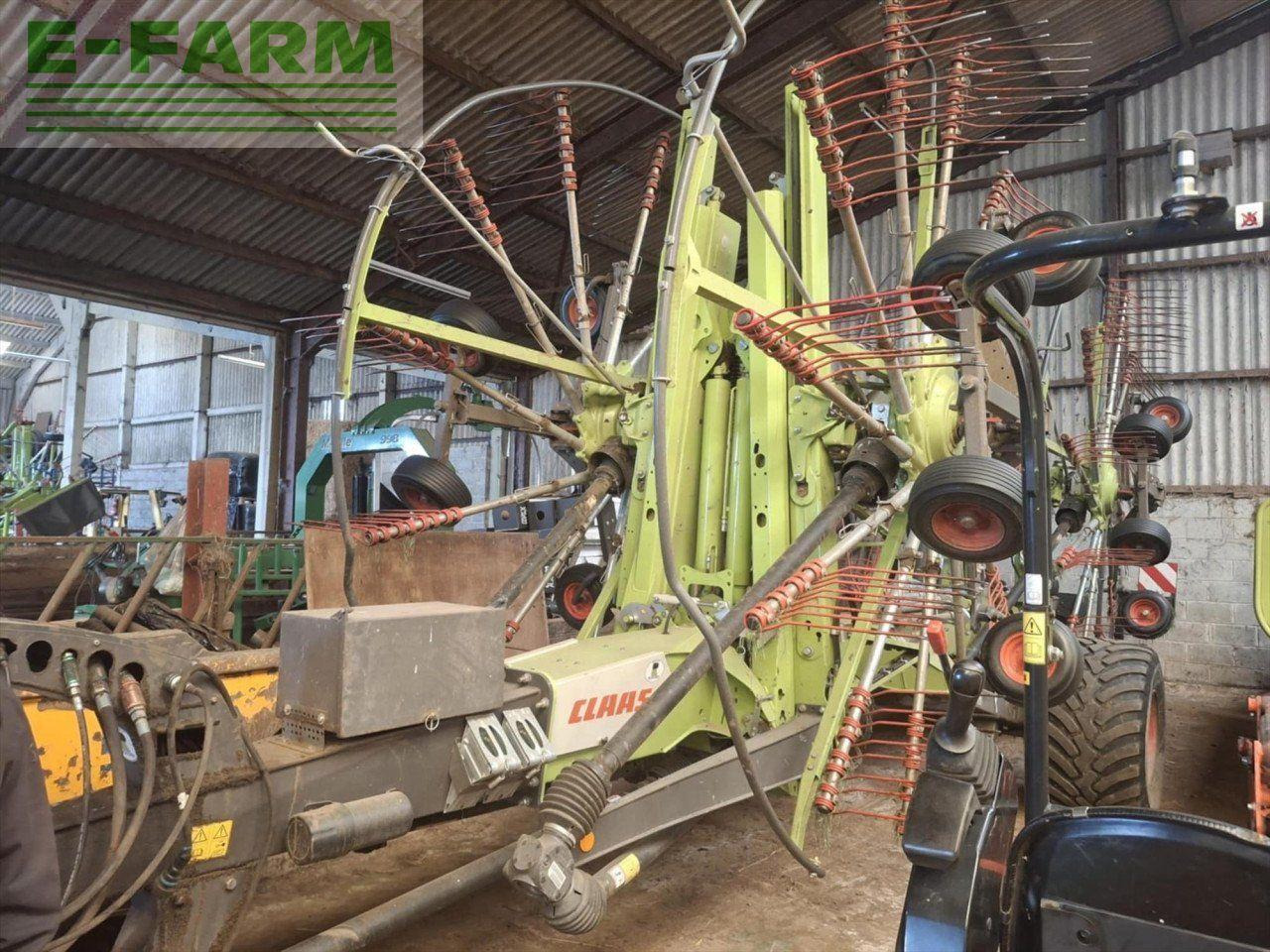 CLAAS LINER 4800 - Maşină de întors fânul: Foto 1 CLAAS LINER 4800 - Maşină de întors fânul: Foto 1