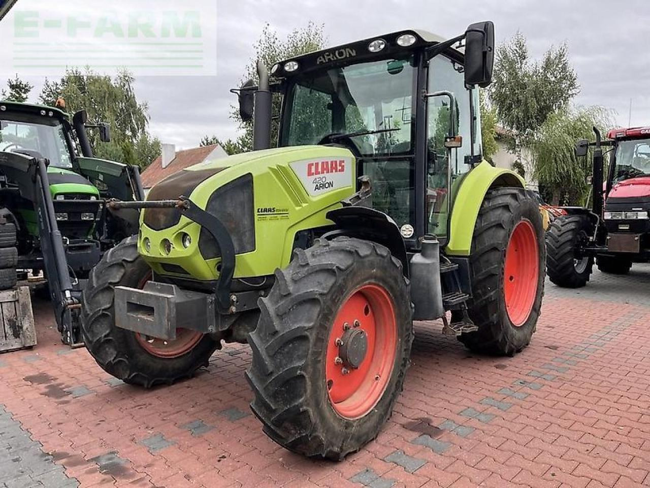 CLAAS arion 420 cis - Tractor agricol: Foto 1 CLAAS arion 420 cis - Tractor agricol: Foto 1