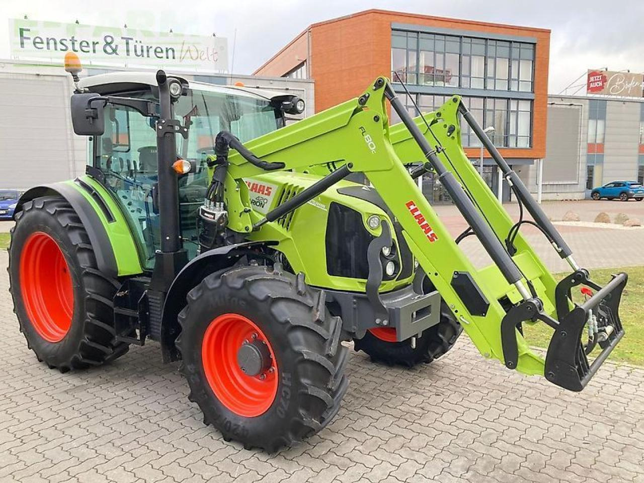 CLAAS arion 420 cis + panoramic - Tractor agricol: Foto 3 CLAAS arion 420 cis + panoramic - Tractor agricol: Foto 3