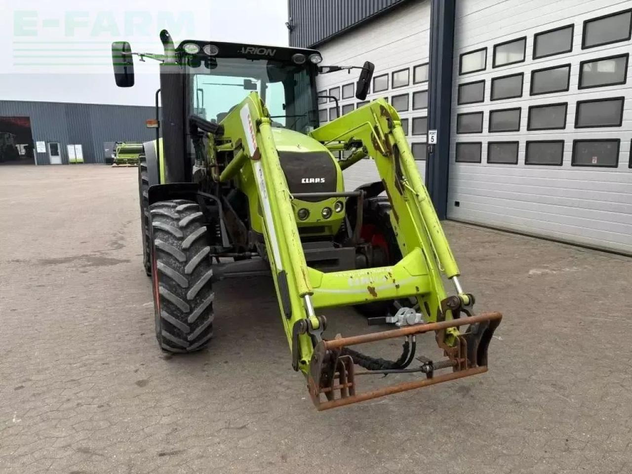 CLAAS arion 430 cis - Tractor agricol: Foto 3 CLAAS arion 430 cis - Tractor agricol: Foto 3