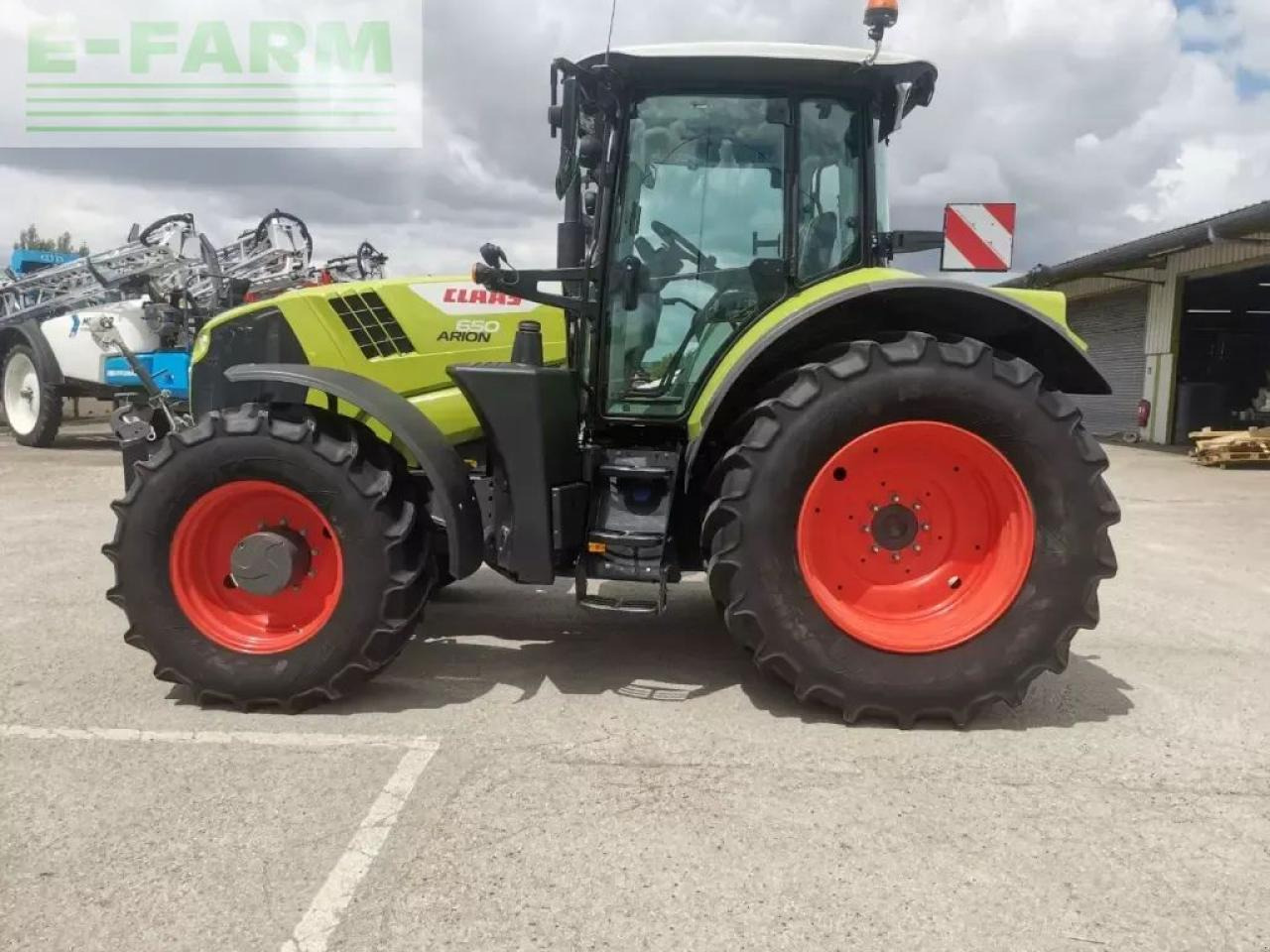 CLAAS arion 650 - Tractor agricol: Foto 4 CLAAS arion 650 - Tractor agricol: Foto 4