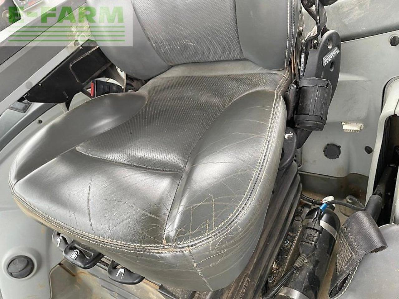 CLAAS arion 660 cmatic cis+ preisreduziert CMATIC CIS+ - Tractor agricol: Foto 5 CLAAS arion 660 cmatic cis+ preisreduziert CMATIC CIS+ - Tractor agricol: Foto 5