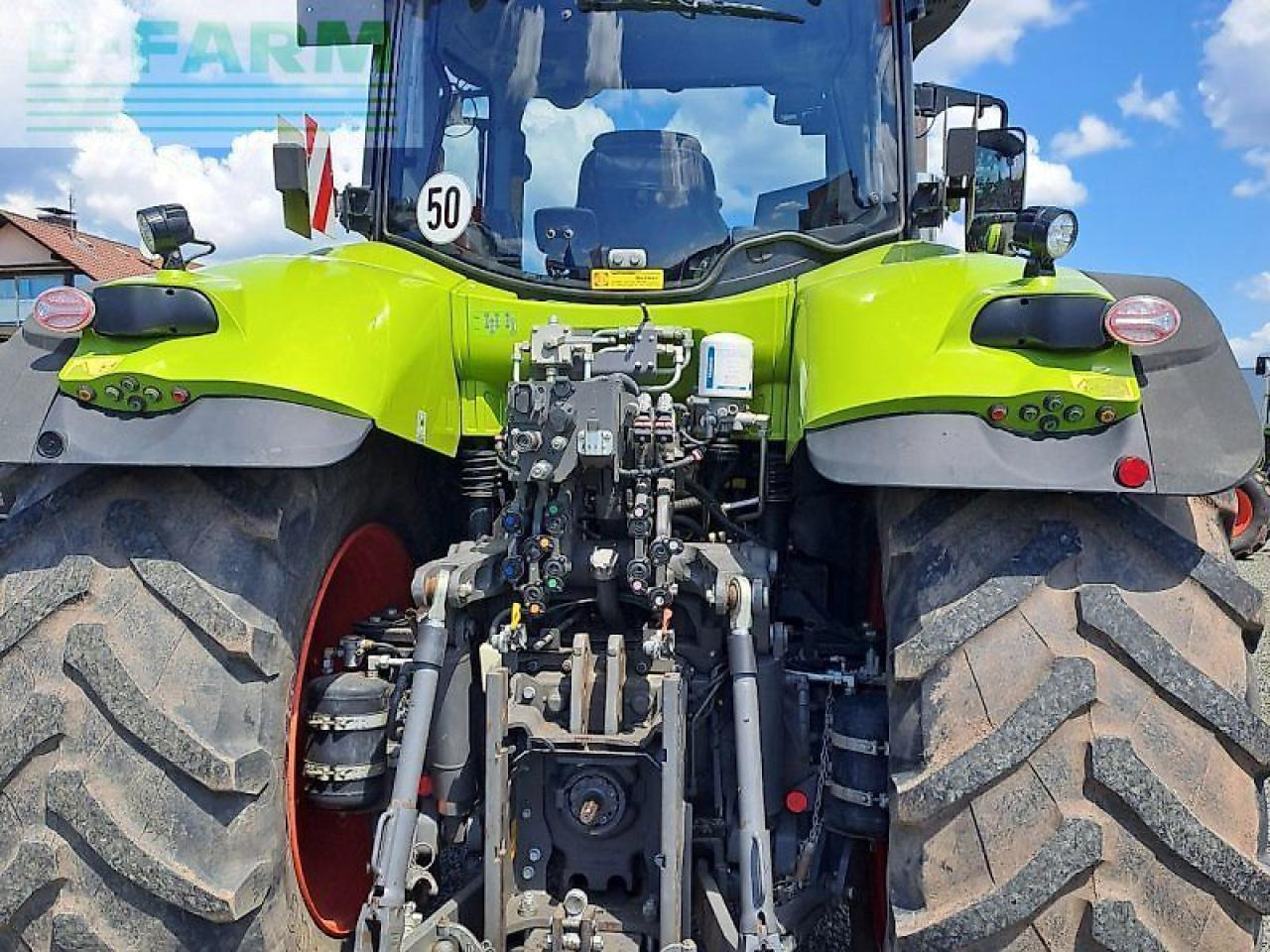 CLAAS axion 870 c-matic CMATIC - Tractor agricol: Foto 4 CLAAS axion 870 c-matic CMATIC - Tractor agricol: Foto 4