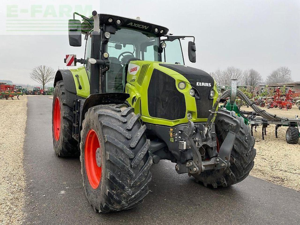 CLAAS axion 870 cmatic cebis CMATIC CEBIS - Tractor agricol: Foto 1 CLAAS axion 870 cmatic cebis CMATIC CEBIS - Tractor agricol: Foto 1