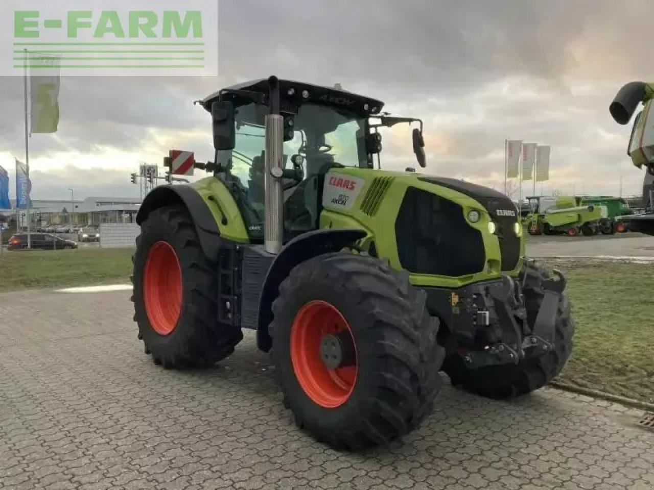 CLAAS axion 870 cmatic cebis CMATIC CEBIS - Tractor agricol: Foto 3 CLAAS axion 870 cmatic cebis CMATIC CEBIS - Tractor agricol: Foto 3