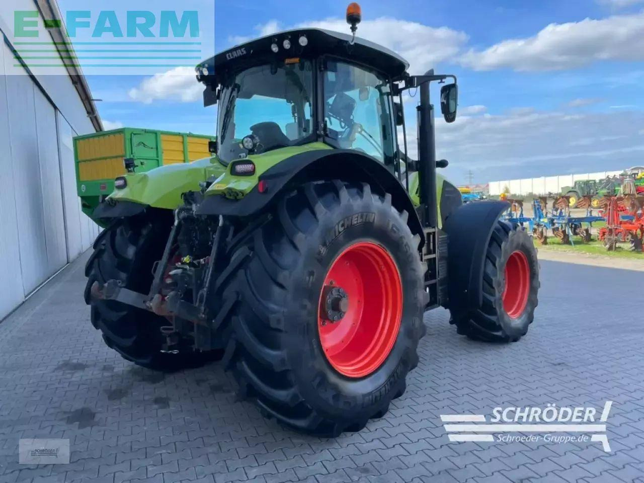 CLAAS axion 870 cmatic rtk CMATIC - Tractor agricol: Foto 3 CLAAS axion 870 cmatic rtk CMATIC - Tractor agricol: Foto 3