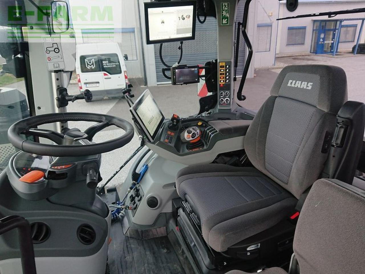 CLAAS axion 960 cebis (stage v) - Tractor agricol: Foto 5 CLAAS axion 960 cebis (stage v) - Tractor agricol: Foto 5
