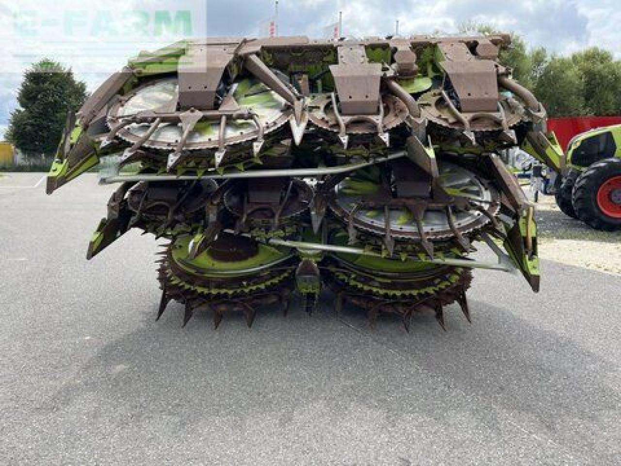 CLAAS claas inserat auswählen claas orbis 900 + transp - Utilaje pentru maşină de recoltat furaj: Foto 4 CLAAS claas inserat auswählen claas orbis 900 + transp - Utilaje pentru maşină de recoltat furaj: Foto 4