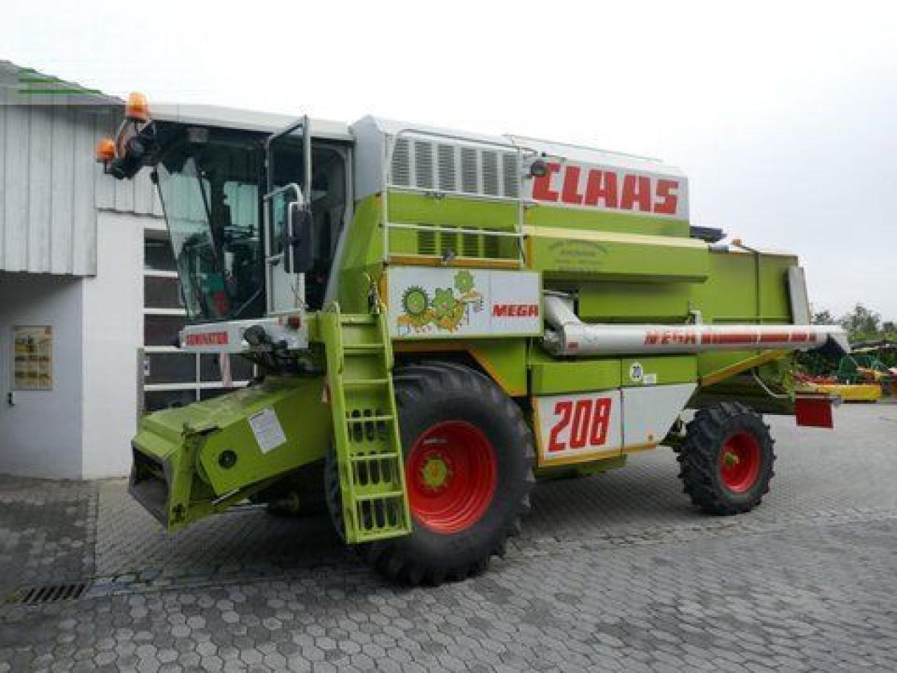 CLAAS dominator 208 mega - Combină de recoltat cereale: Foto 1 CLAAS dominator 208 mega - Combină de recoltat cereale: Foto 1