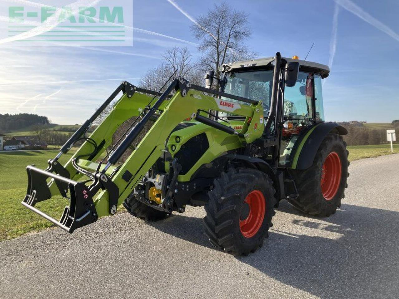CLAAS elios 320 - Tractor agricol: Foto 1 CLAAS elios 320 - Tractor agricol: Foto 1