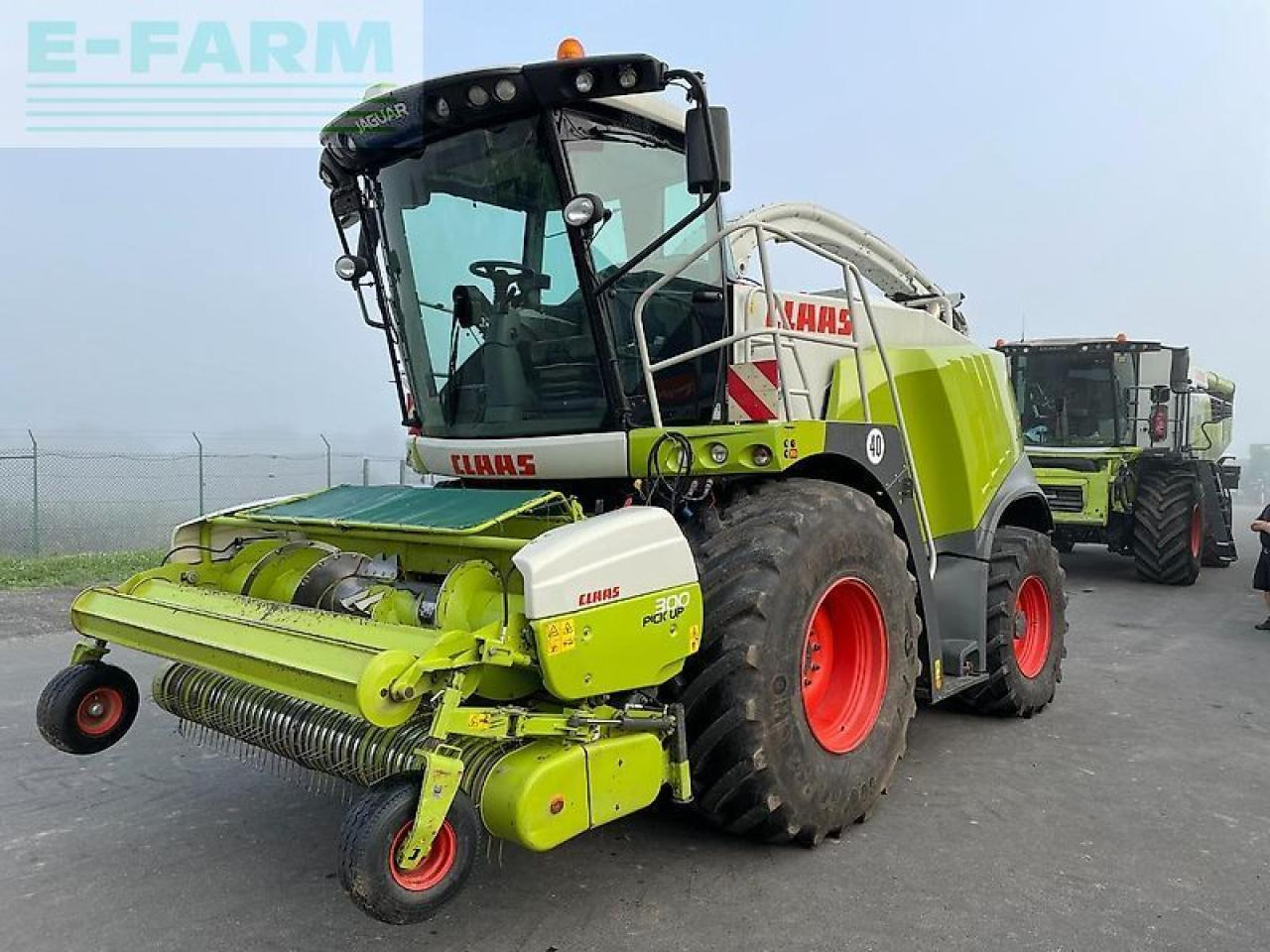CLAAS jaguar 950 497 allrad mit pick-up - Combină de Recoltat Furaj: Foto 2 CLAAS jaguar 950 497 allrad mit pick-up - Combină de Recoltat Furaj: Foto 2