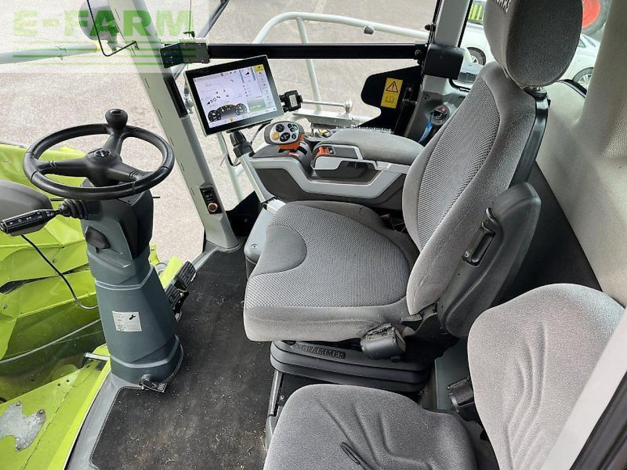 CLAAS jaguar 970 - Combină de Recoltat Furaj: Foto 5 CLAAS jaguar 970 - Combină de Recoltat Furaj: Foto 5