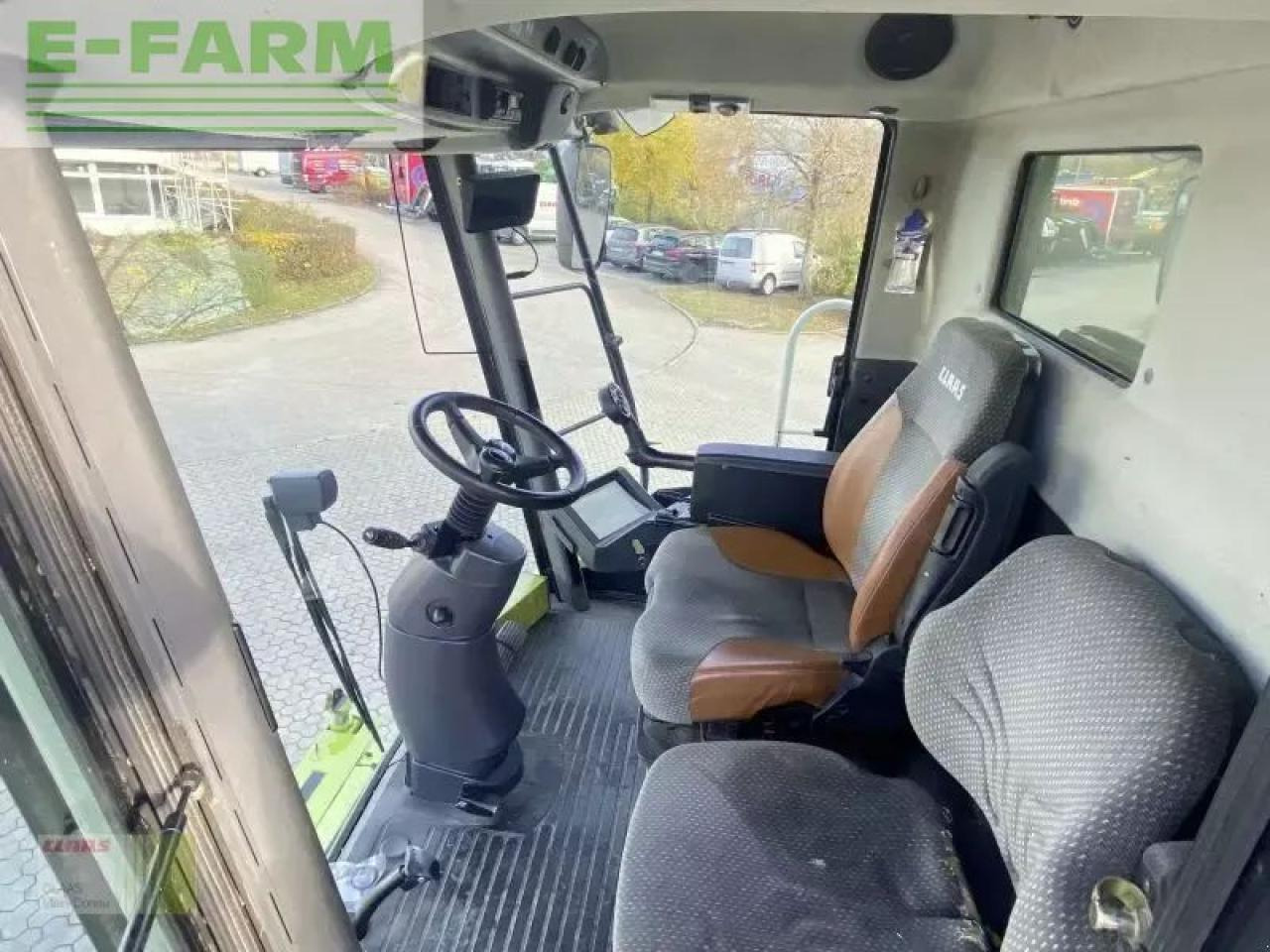 Combină de recoltat cereale CLAAS lexion 570 + v750 + tw: Foto 11 Combină de recoltat cereale CLAAS lexion 570 + v750 + tw: Foto 11