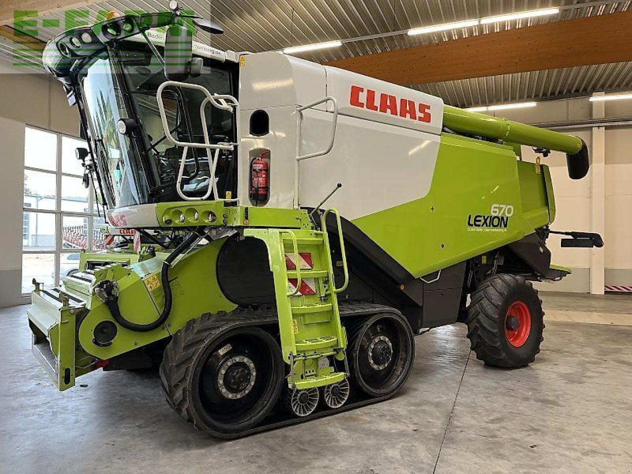 CLAAS lexion 670 tt - Combină de recoltat cereale: Foto 1 CLAAS lexion 670 tt - Combină de recoltat cereale: Foto 1