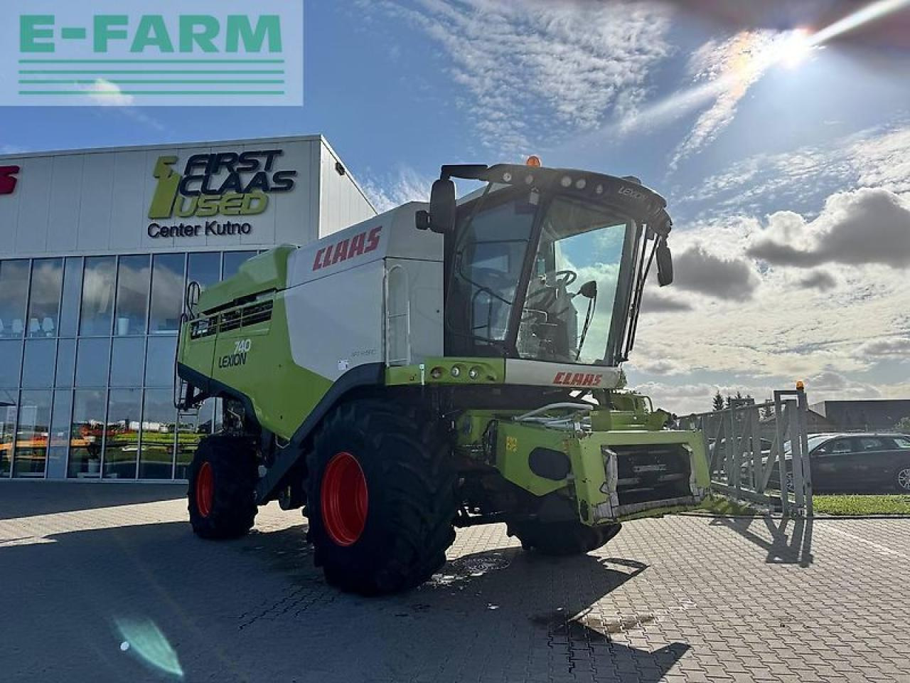 CLAAS lexion 740 - Combină de recoltat cereale: Foto 1 CLAAS lexion 740 - Combină de recoltat cereale: Foto 1