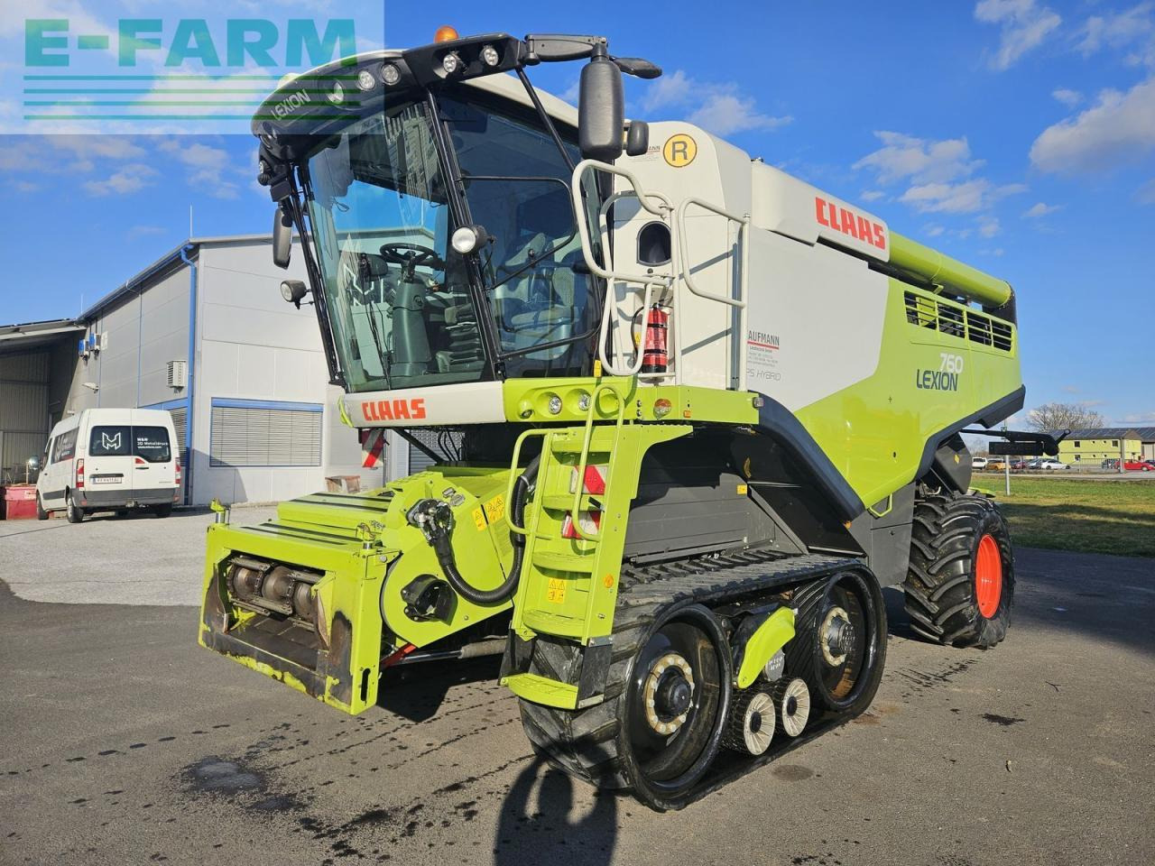 CLAAS lexion 760 terra trac (stage iv) - Combină de recoltat cereale: Foto 1 CLAAS lexion 760 terra trac (stage iv) - Combină de recoltat cereale: Foto 1