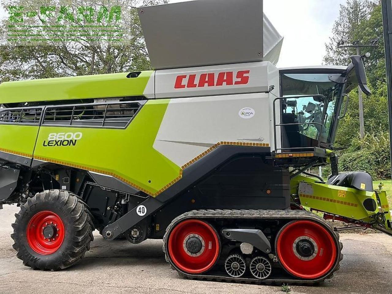 CLAAS lexion 8600 terra trac - Combină de recoltat cereale: Foto 5 CLAAS lexion 8600 terra trac - Combină de recoltat cereale: Foto 5