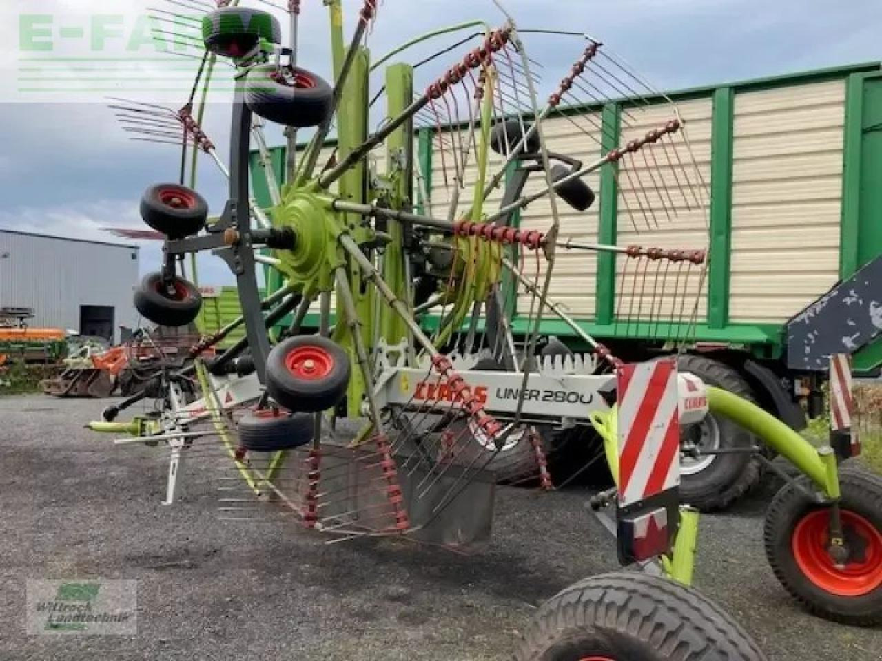 CLAAS liner 2800 - Maşină de întors fânul: Foto 4 CLAAS liner 2800 - Maşină de întors fânul: Foto 4