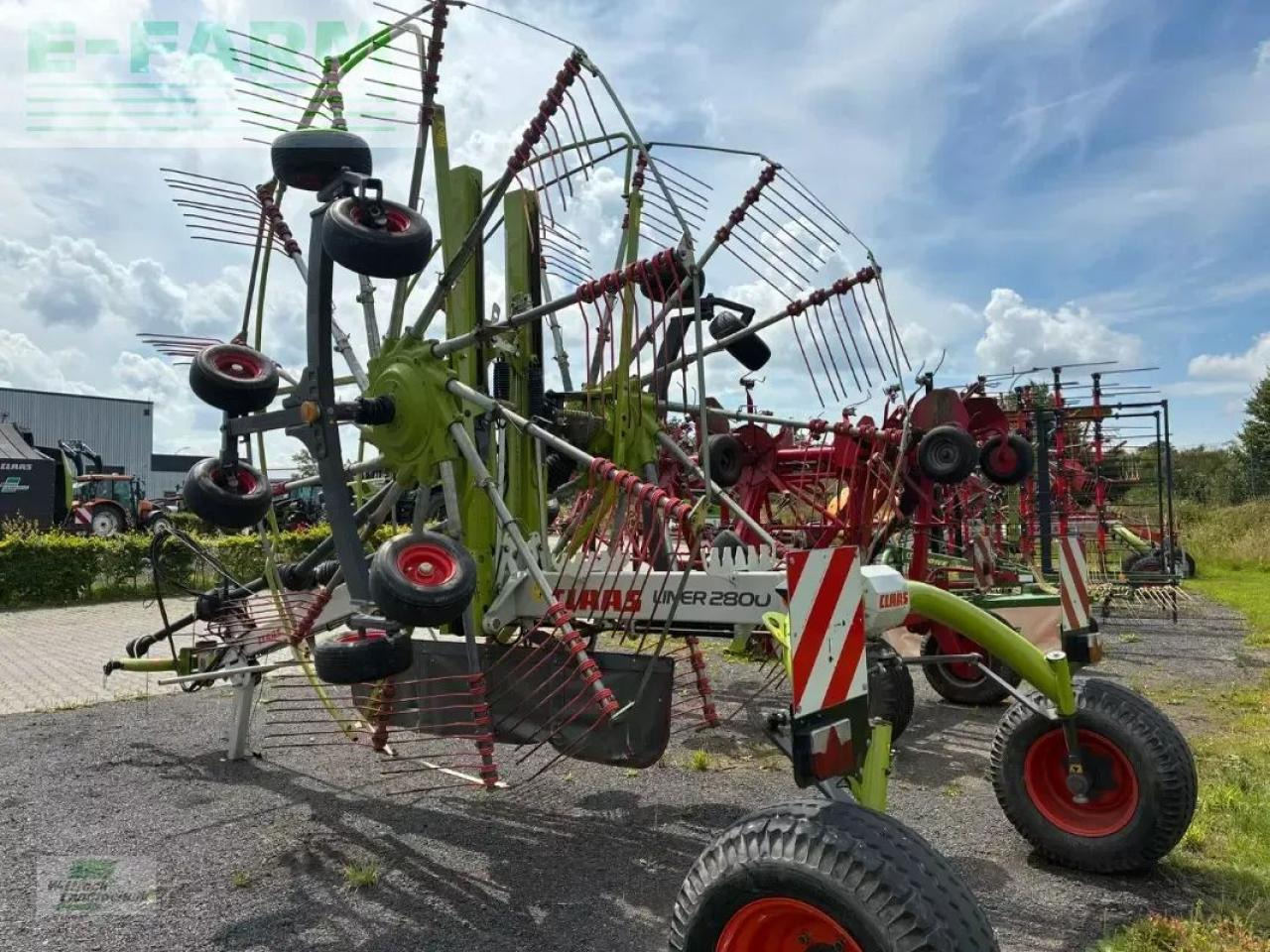 CLAAS liner 2800 - Maşină de întors fânul: Foto 5 CLAAS liner 2800 - Maşină de întors fânul: Foto 5