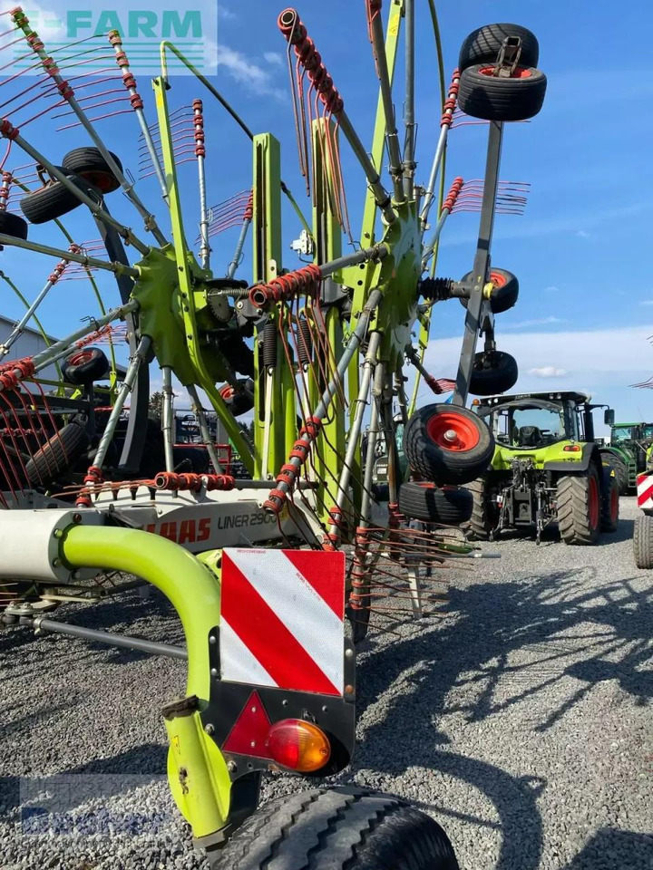 CLAAS liner 2900 - Maşină de întors fânul: Foto 4 CLAAS liner 2900 - Maşină de întors fânul: Foto 4
