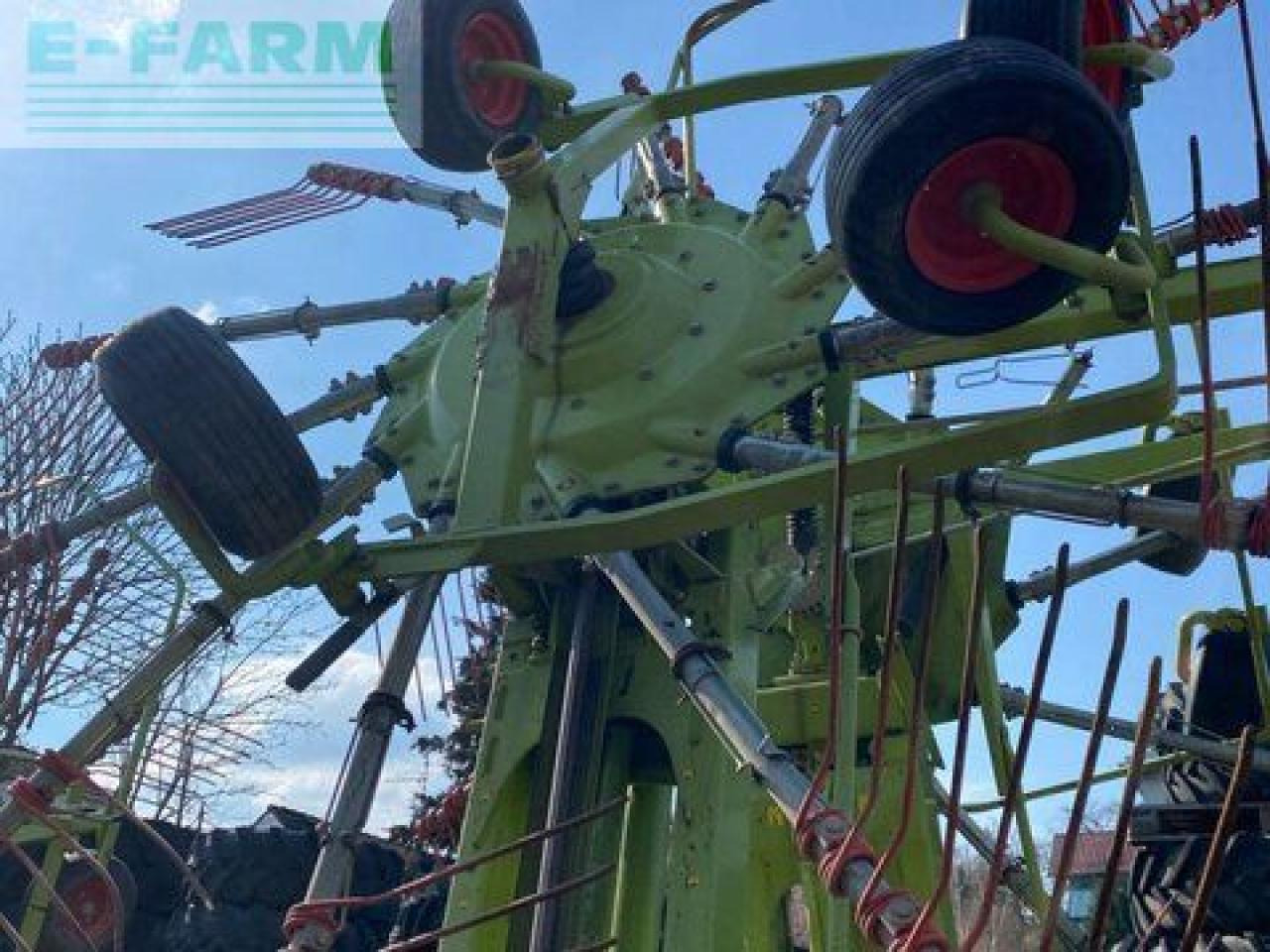 CLAAS liner 3000 - Maşină de întors fânul: Foto 3 CLAAS liner 3000 - Maşină de întors fânul: Foto 3