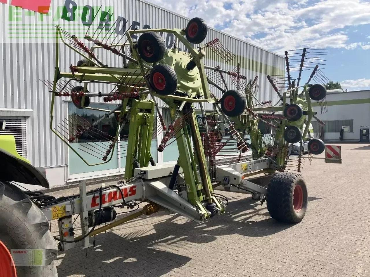 CLAAS liner 3000 - Maşină de întors fânul: Foto 4 CLAAS liner 3000 - Maşină de întors fânul: Foto 4