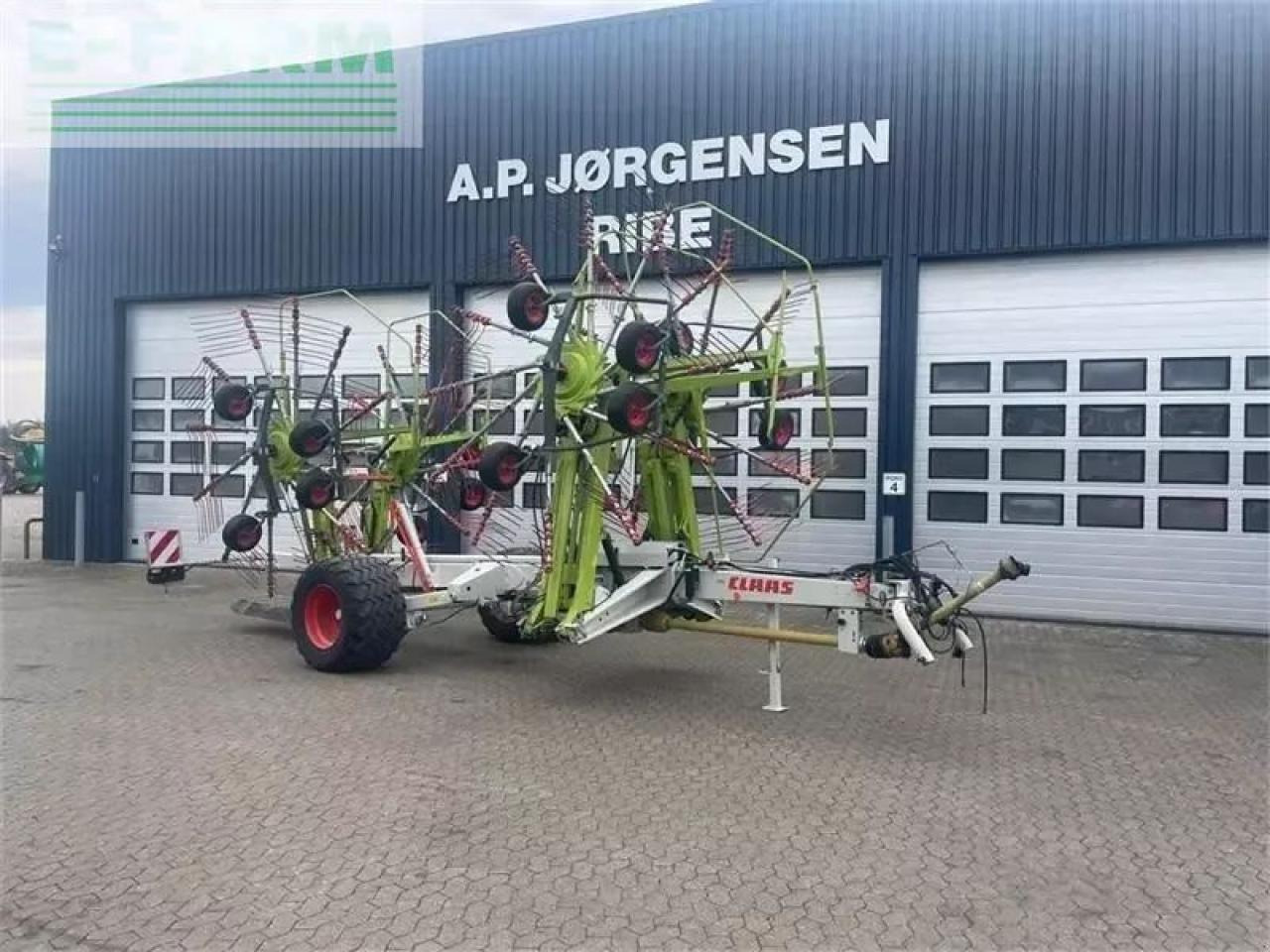 CLAAS liner 3600 - Maşină de întors fânul: Foto 4 CLAAS liner 3600 - Maşină de întors fânul: Foto 4