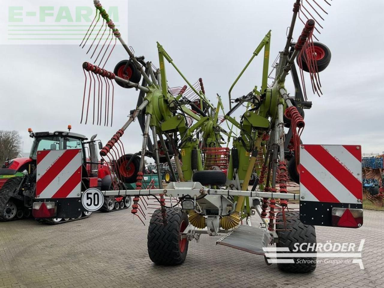 CLAAS liner 3600 - Maşină de întors fânul: Foto 4 CLAAS liner 3600 - Maşină de întors fânul: Foto 4