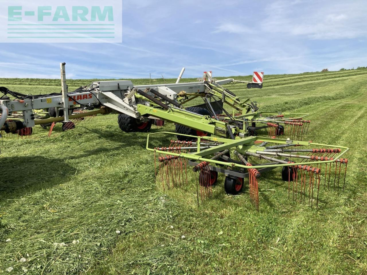 CLAAS liner 3600 comfort - Maşină de întors fânul: Foto 1 CLAAS liner 3600 comfort - Maşină de întors fânul: Foto 1