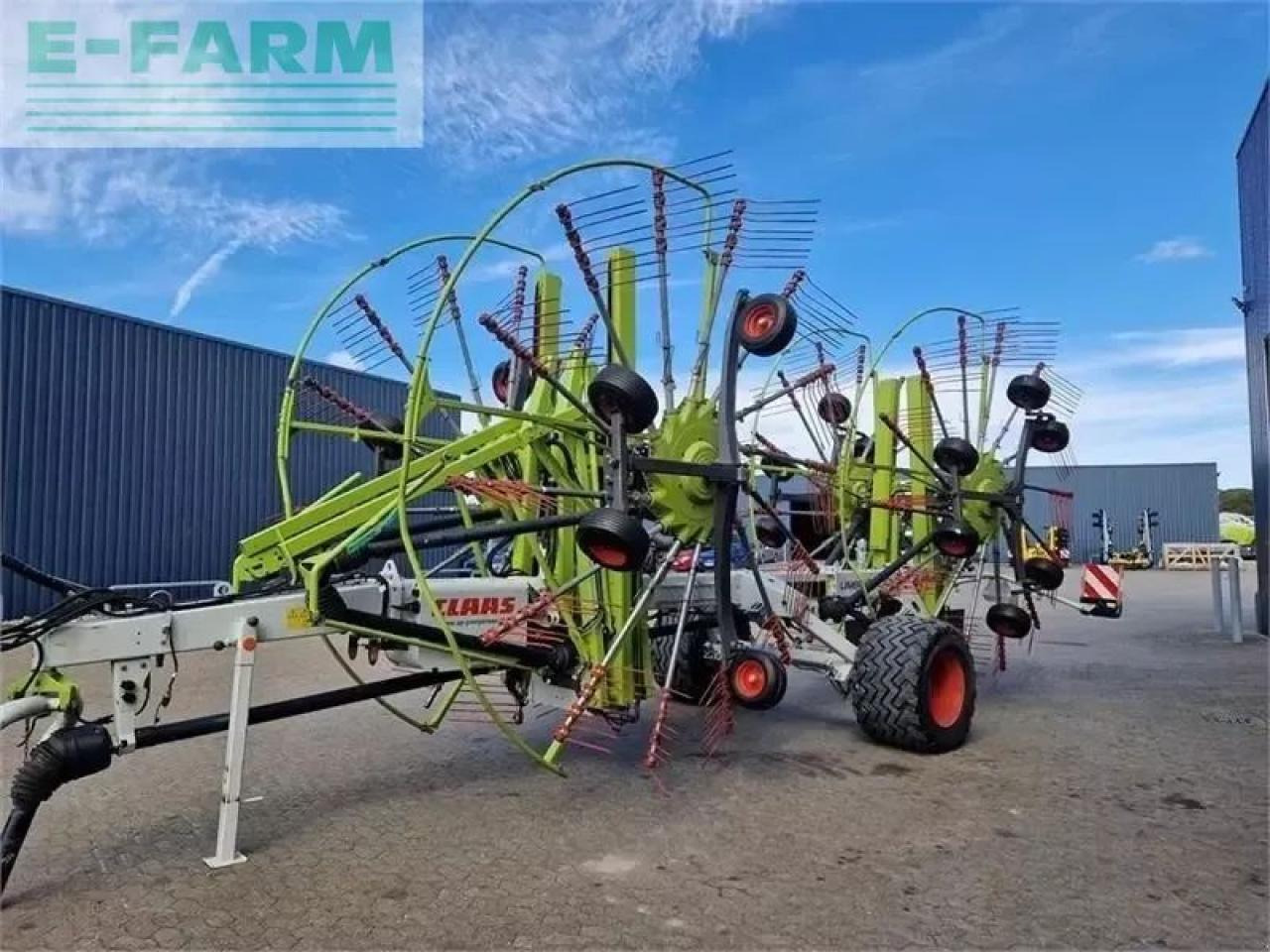 CLAAS liner 4000hhv 1156 timer - Maşină de întors fânul: Foto 2 CLAAS liner 4000hhv 1156 timer - Maşină de întors fânul: Foto 2