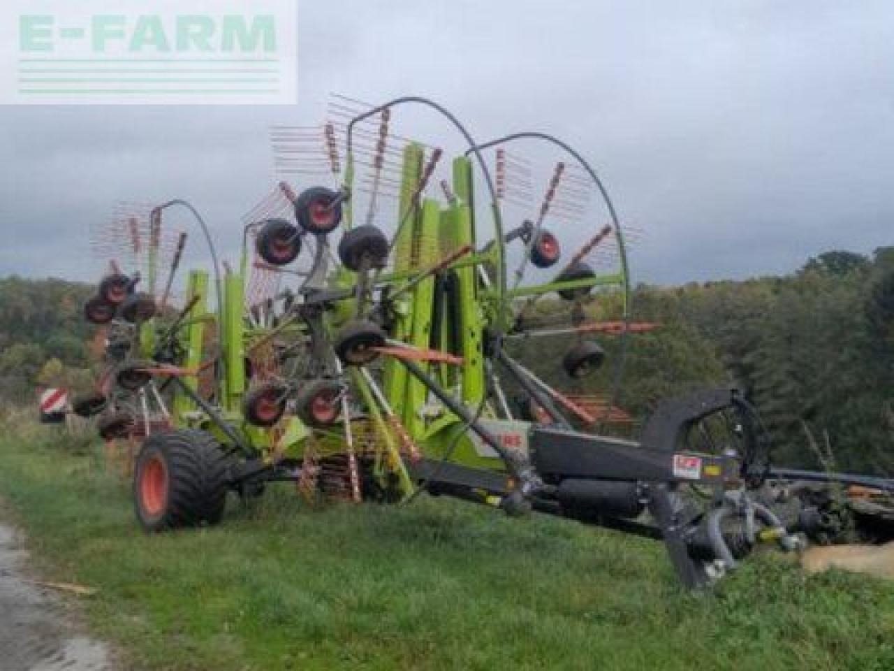 CLAAS liner 4800 business hhv - Maşină de întors fânul: Foto 1 CLAAS liner 4800 business hhv - Maşină de întors fânul: Foto 1