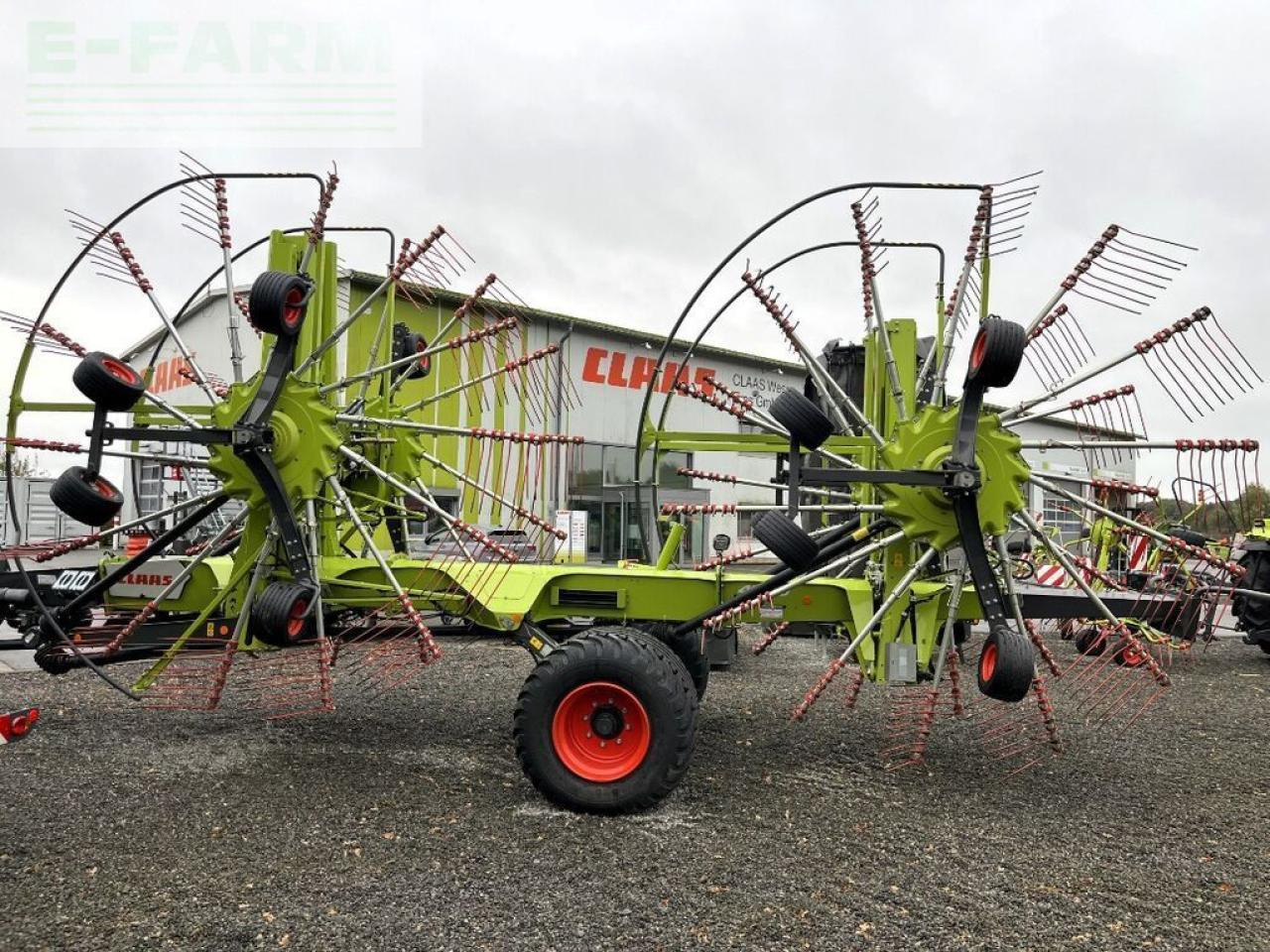 CLAAS liner 4900 business - Maşină de întors fânul: Foto 3 CLAAS liner 4900 business - Maşină de întors fânul: Foto 3
